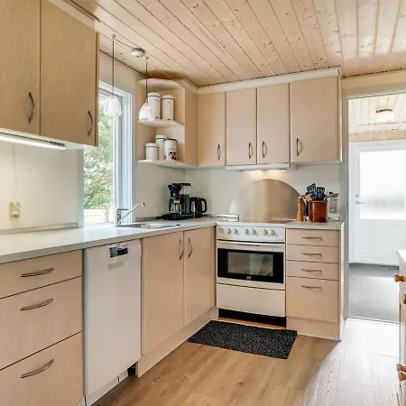 Hughlek - 900m From The Sea In Nw Jutland By Interhome *