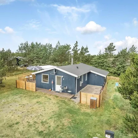 Holiday home Hughlek - 900m From The Sea In Nw Jutland By Interhome *