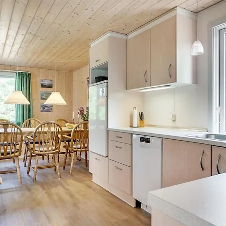 Hughlek - 900m From The Sea By Interhome Semesterbostad *